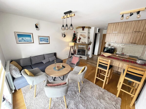 Standard Duplex, Mountain View | Living area