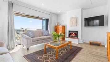 House (2 Bedrooms) | Bahagian dalam