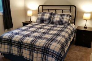 3 Schlafzimmer, Bügeleisen/Bügelbrett, WLAN, Bettwäsche