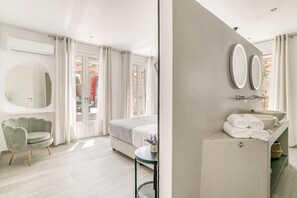 Strykjärn/strykbräda, internet och sängkläder