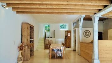 Petit déjeuner buffet compris tous les jours