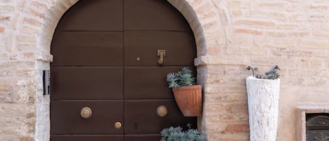 Exterior detail