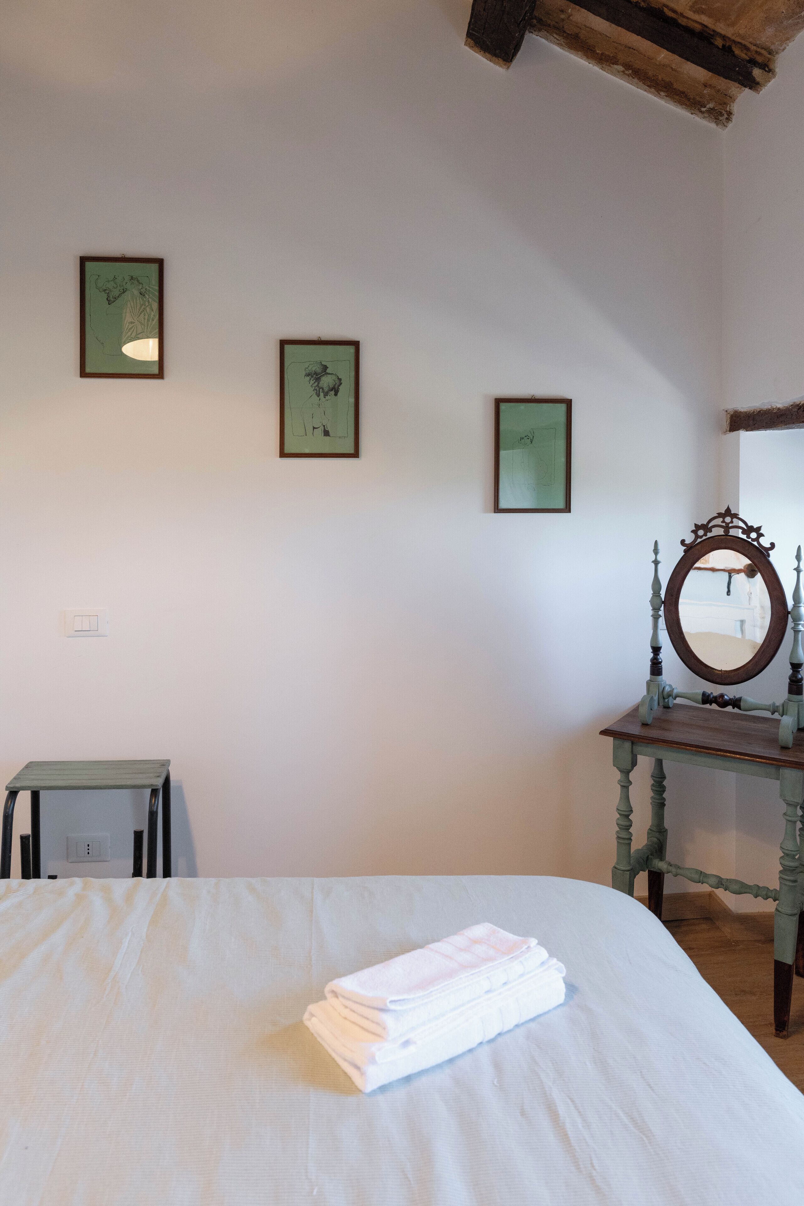 2 chambres, bureau, Wi-Fi gratuit, draps fournis