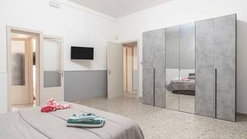 4 chambres, fer et planche Ă repasser, Wi-Fi, draps fournis