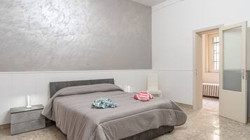 4 camere, ferro/asse da stiro, Wi-Fi, lenzuola