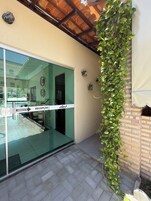 Fachada de la propiedad