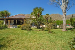 Exterior - Mallorca Villa walkable to Pollensa. Nice location. Excellent Pool/BBQ with nice views. (Pollença)
