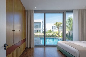 4 Schlafzimmer, Schreibtisch, Bügeleisen/Bügelbrett, WLAN