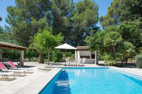 Semi-secluded countryside location with lovely views. Nearby wonderful cove beaches Cala St. Vincent. Typical traditional Mallorca Villa.