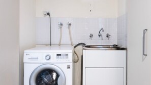 Interior - City Smile on Russell (Melbourne)