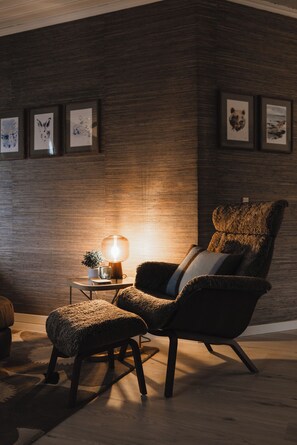 المنشأة من الداخل