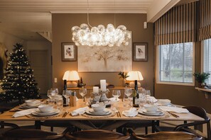 تناول الطعام