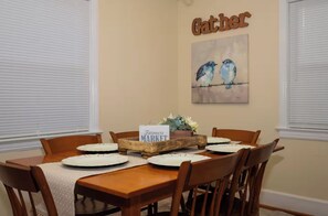 Dining - 3BR, 1BA Home - Great Location + WiFi + Private Backyard (Florence)