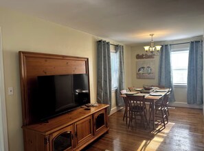 Dining - 3BR, 1BA Home - Great Location + WiFi + Private Backyard (Florence)