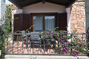 House | Terrace/patio