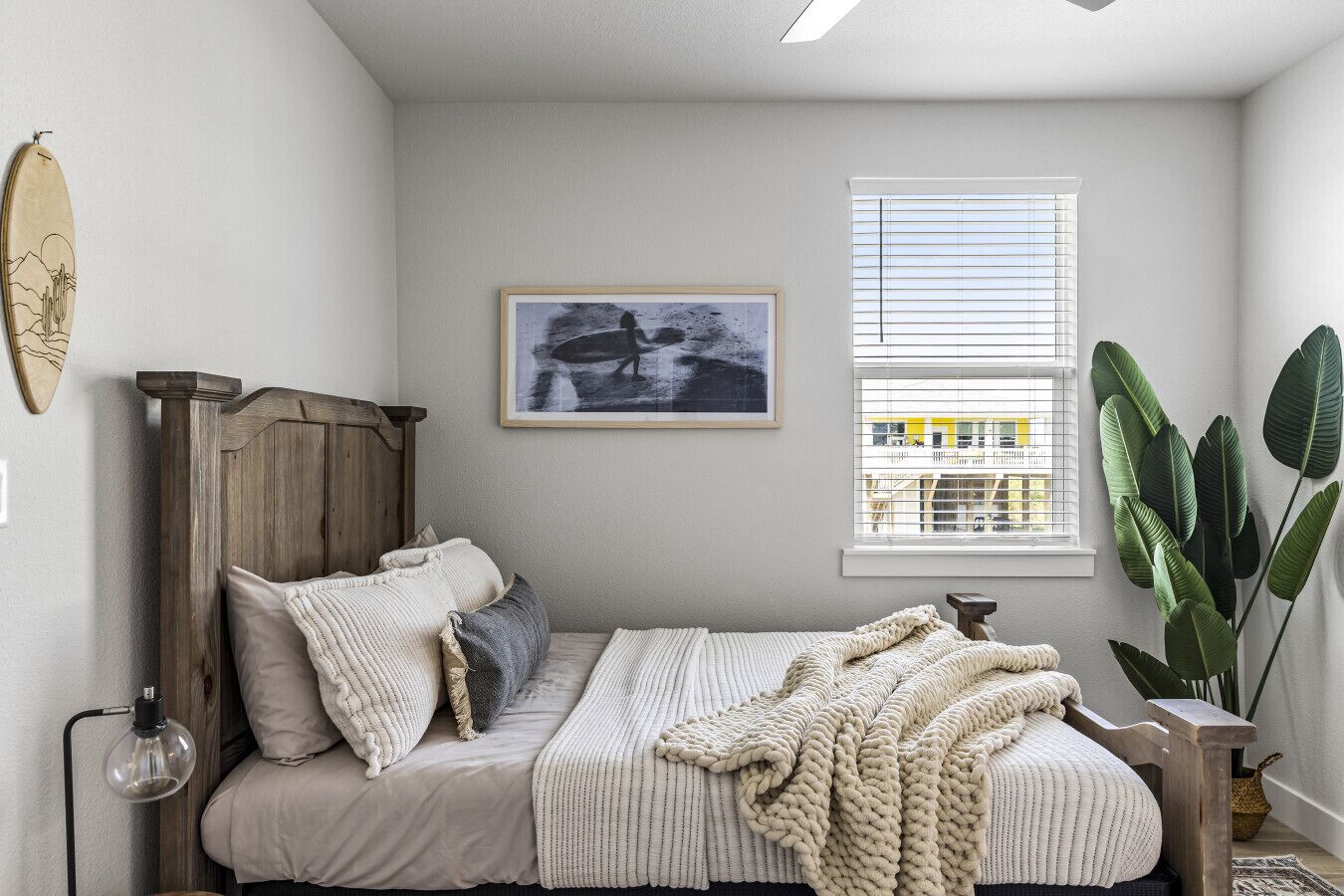 3 bedrooms, iron/ironing board, travel crib, WiFi