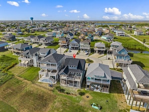Exterior - Near Beach~Tiki Bar~Swings~Beautiful Design (Bolivar Peninsula)
