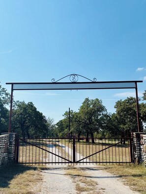 Property grounds - Sunset Ridge - Lakeside Ranch w/ Dock (Palo Pinto)