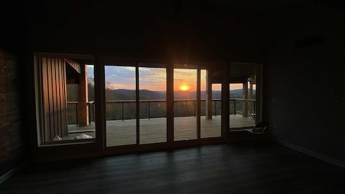 Charming Brand New Modern Townhome with Breathtaking WV Mountain Views!