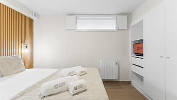 Bügeleisen/Bügelbrett, Internetzugang, Bettwäsche