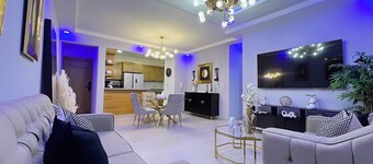 Spacious 3-bedroom Apt. w/ Pool, Gym, private patio and BBQ  in Santiago