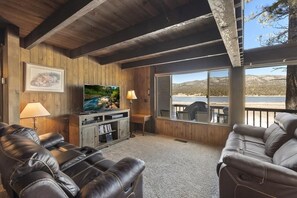 TV, fireplace, DVD player - Lakefront home with amazing mountain and lake views, game room, BBQ grill + more (Big Bear Lake)