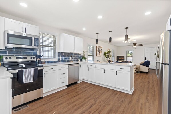 Microwave, stovetop, dishwasher