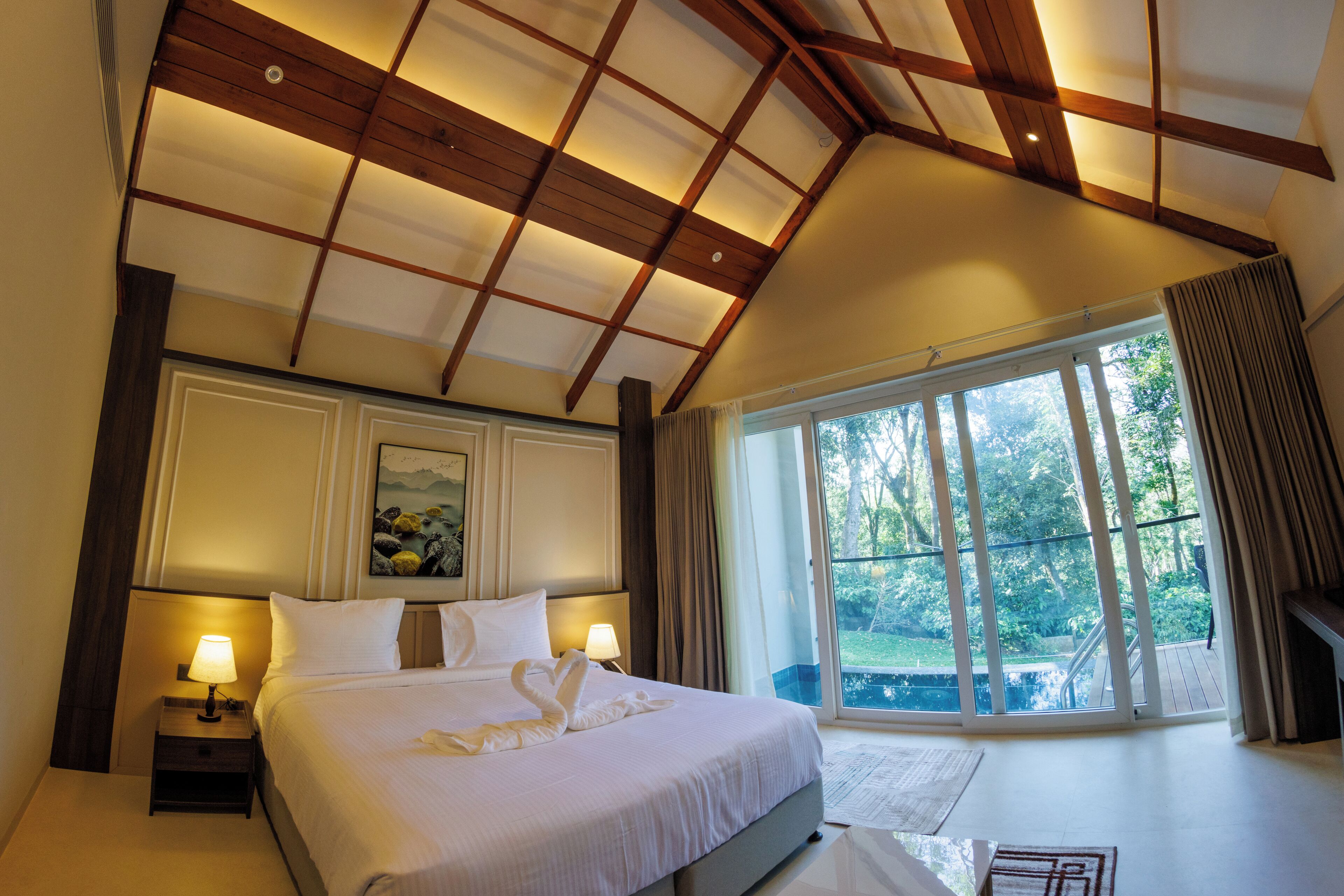 奢华客房 | 免费 WiFi、床单