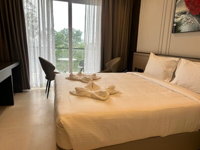 CherryLoft Luxury Resort