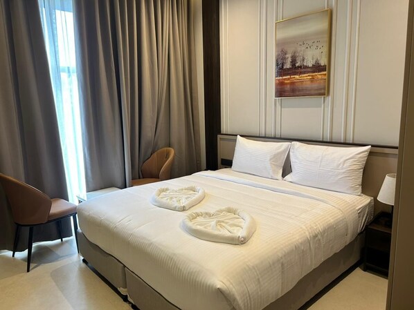 Free WiFi, bed sheets