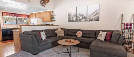 Smart-tv, tafelvoetbal en een tafeltennistafel