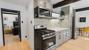 Fridge, microwave, oven, dishwasher