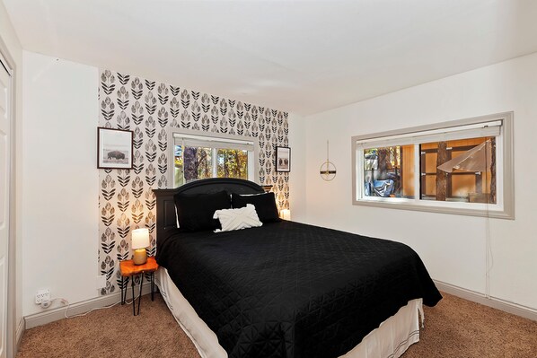 4 多间卧室、免费 WiFi、床单