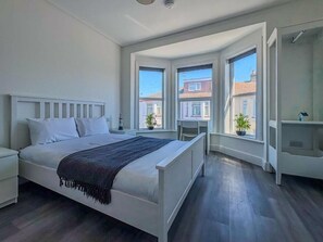 3 bedrooms, WiFi, bed sheets