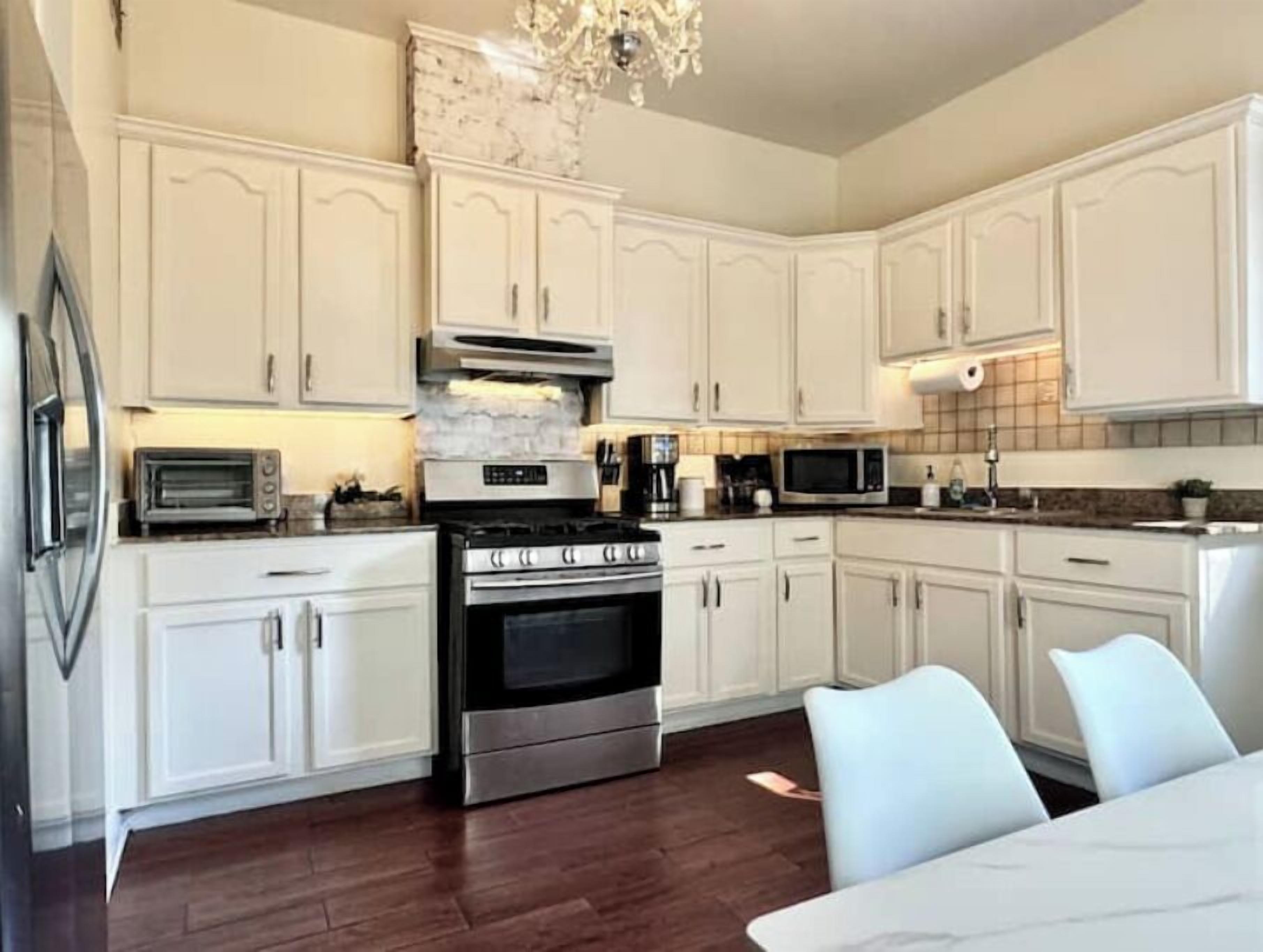 Microondas, horno y parrilla de estufa 