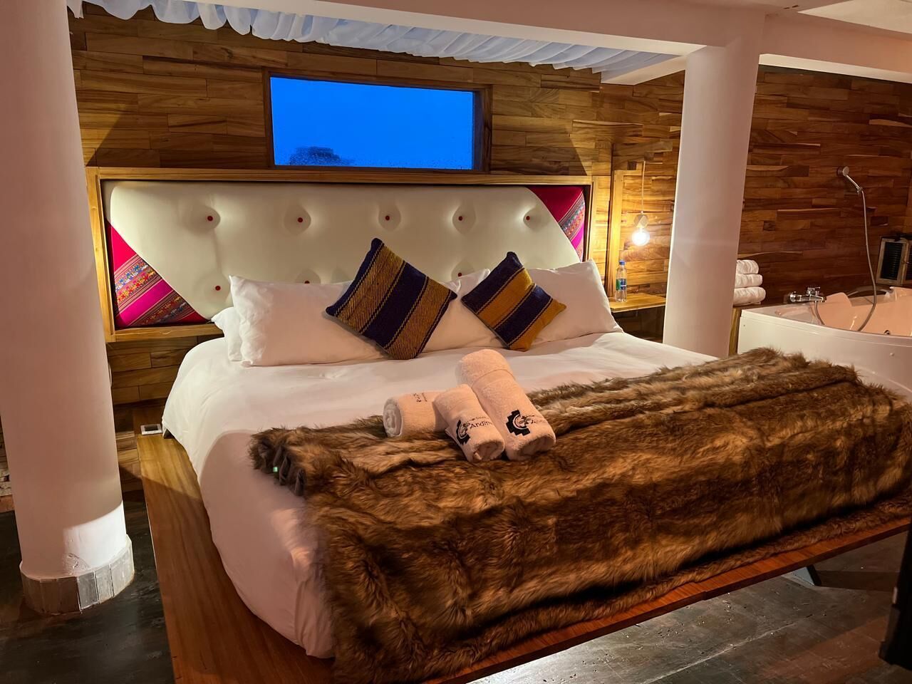 In-room safe, free WiFi