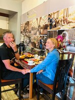 Desayuno continental incluido todos los días 