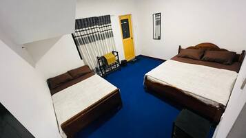 Kamar Twin Comfort | Meja kerja dan Wi-Fi gratis