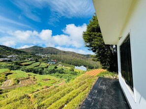 Exterior - The Crowns Lodge (Nuwara Eliya)