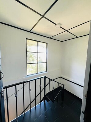 Staircase - The Crowns Lodge (Nuwara Eliya)