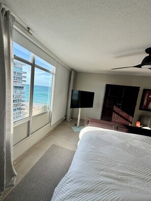 Iron/ironing board, free WiFi, bed sheets, wheelchair access