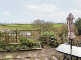 Cottage | Property grounds