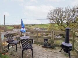 Cottage | Outdoor dining