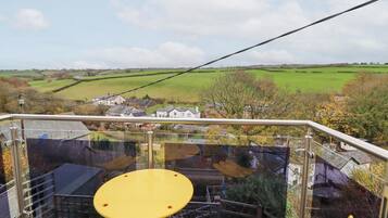 Cottage | Outdoor dining