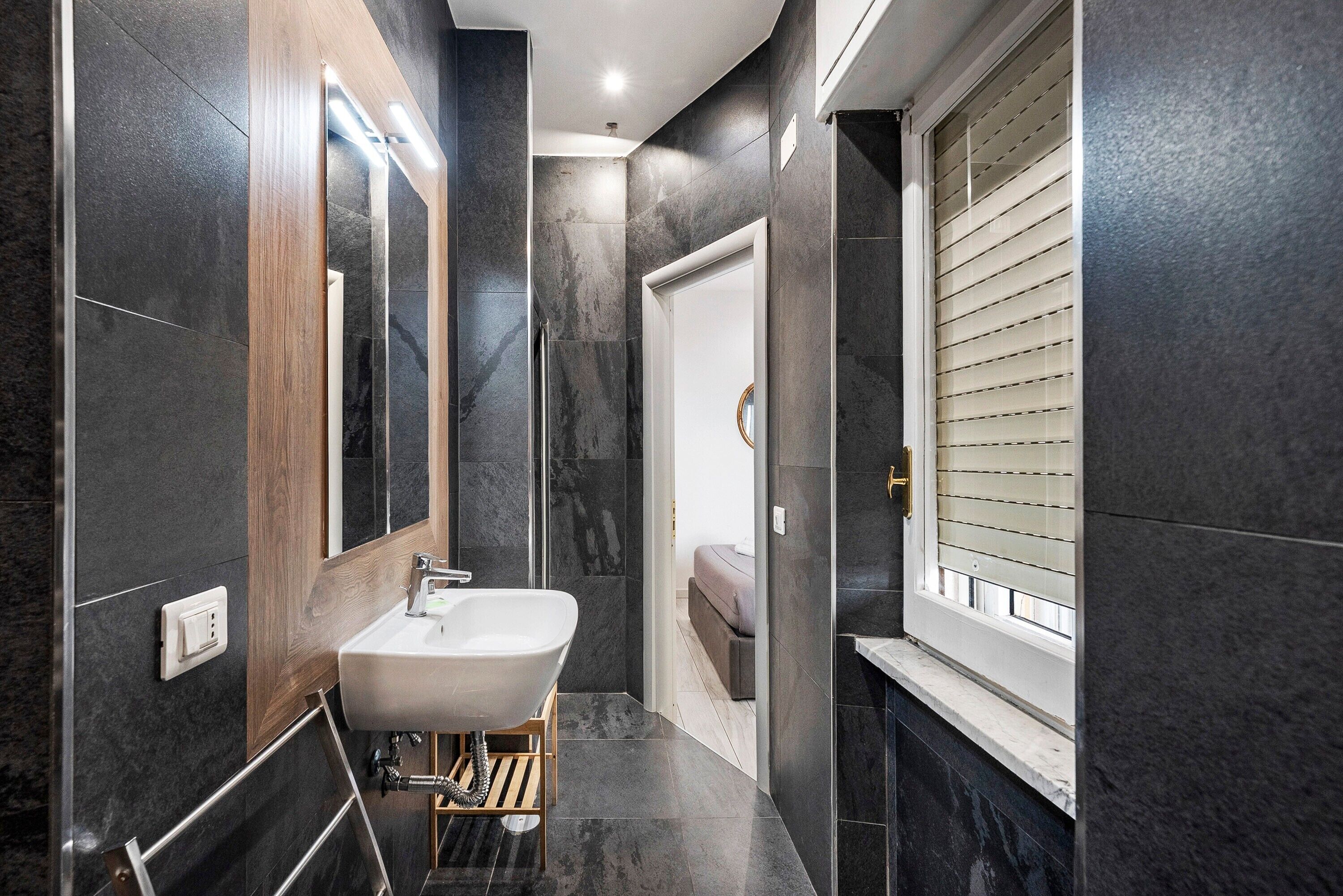 Doccia, asciugacapelli, asciugamani