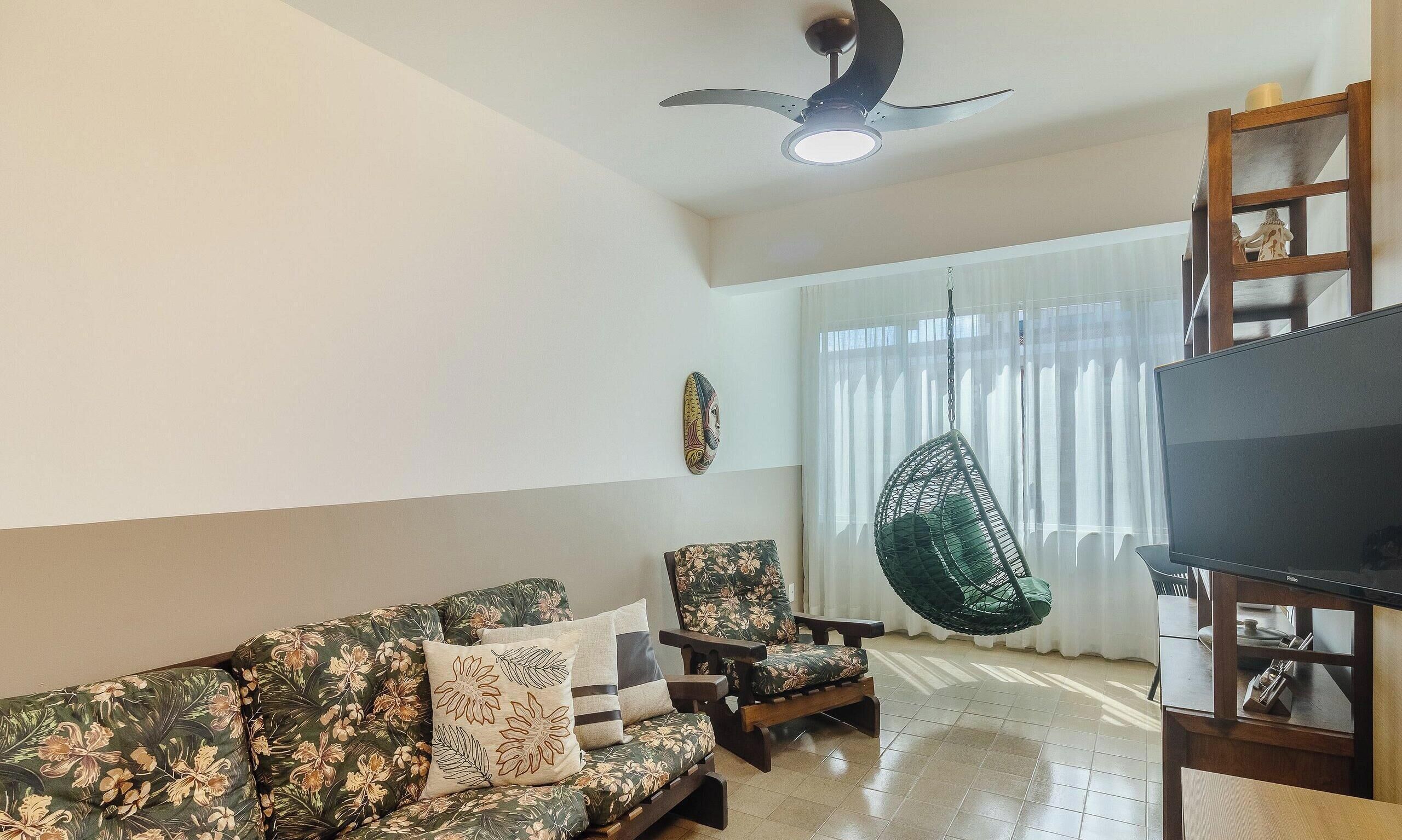 Basic Apartment | Living area