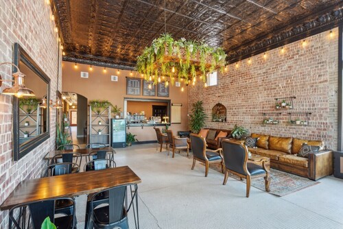 The Dallas Apartment