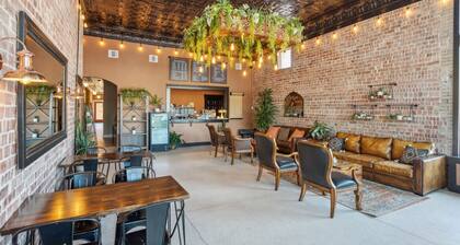 The Dallas Apartment