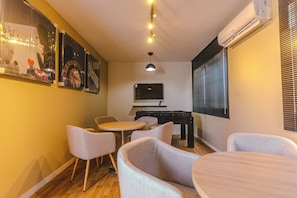 تناول الطعام