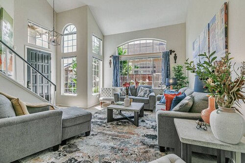 Large Fremont Family Escape 4BR